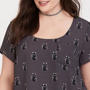 TORRID Black Lucky Cat Georgette Blouse 🖤 EUC